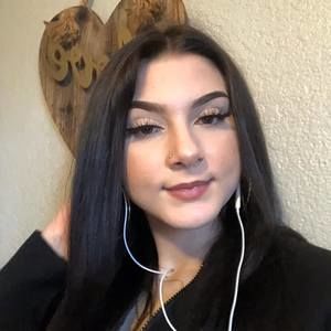 Meet your Posher, Devonee